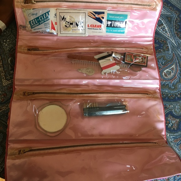 Vintage Travel Vanity Kit - Picture 3 of 8